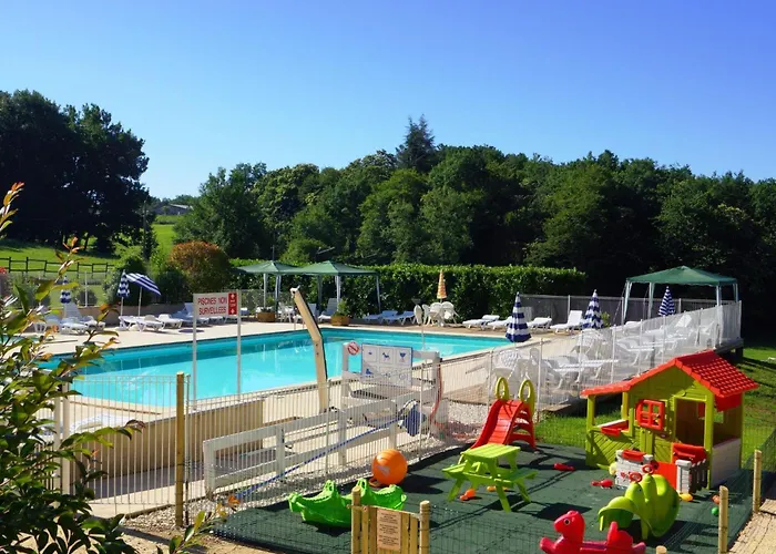 Domaene Mit Jacuzzi By Interhome Feriehus Gavaudun