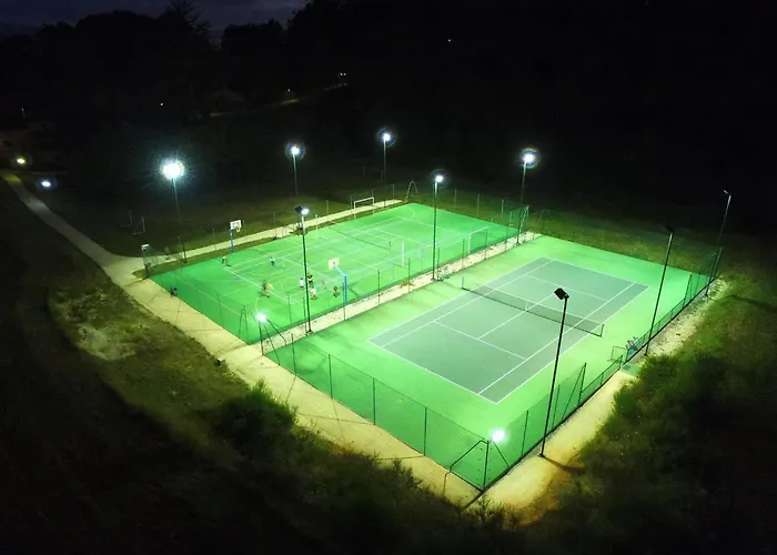 Domaene Mit Jacuzzi By Interhome Gavaudun